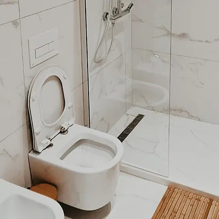 S T R E H E Z A Apartmán