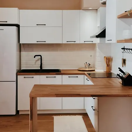 S T R E H E Z A Apartmán *